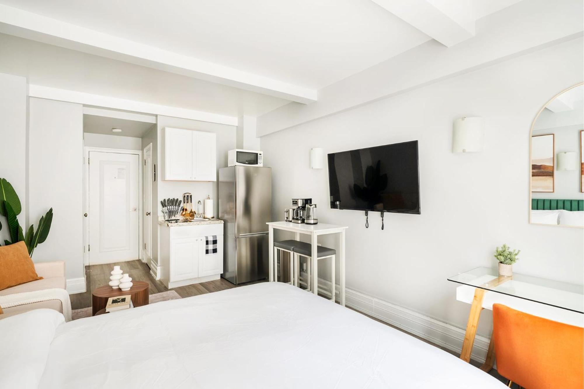 73-518 Newly Reno Uws Doorman Gym Laundry Apartamento *